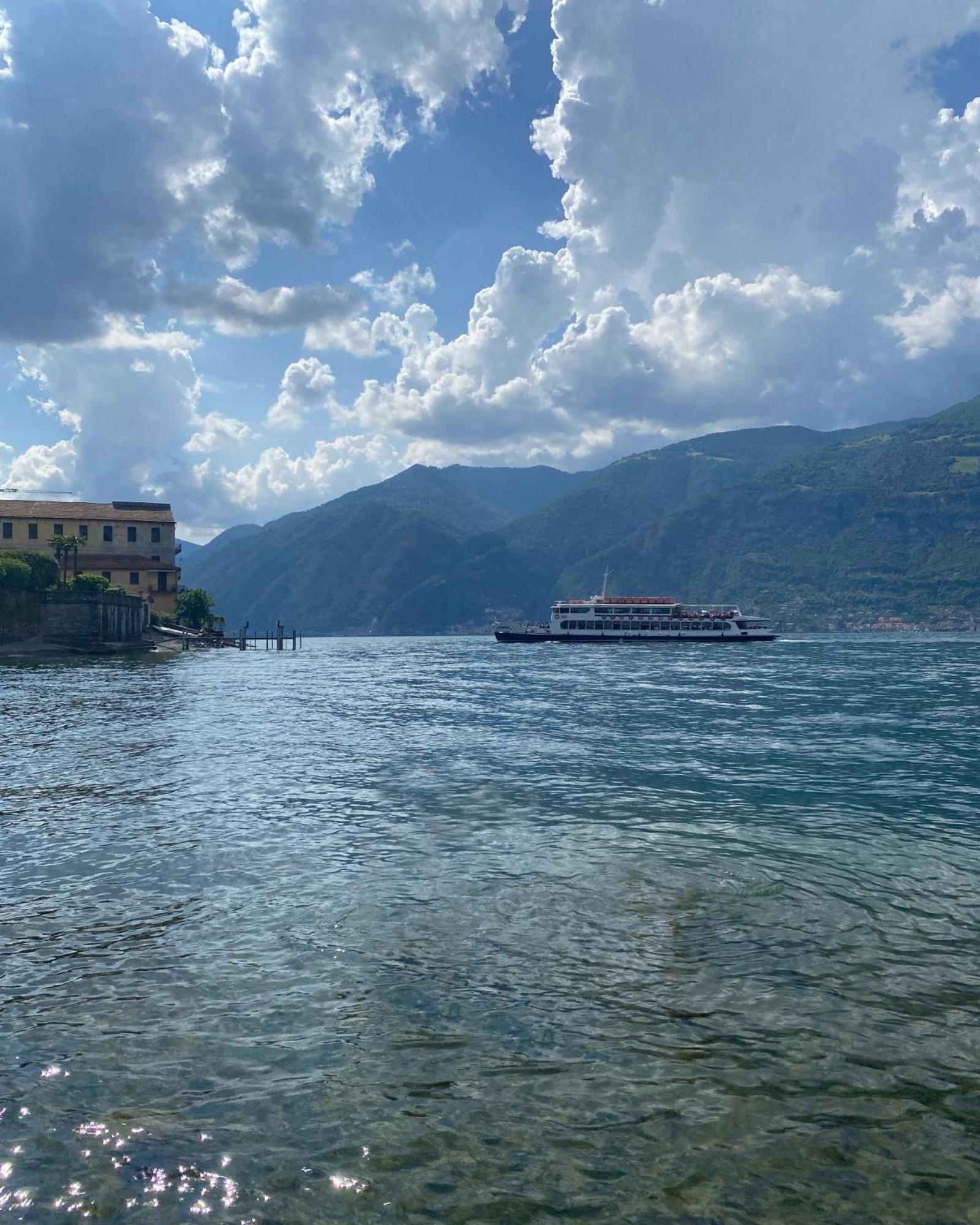 Peonia Apartment - Appartamento Vista Lago Lezzeno Eksteriør billede
