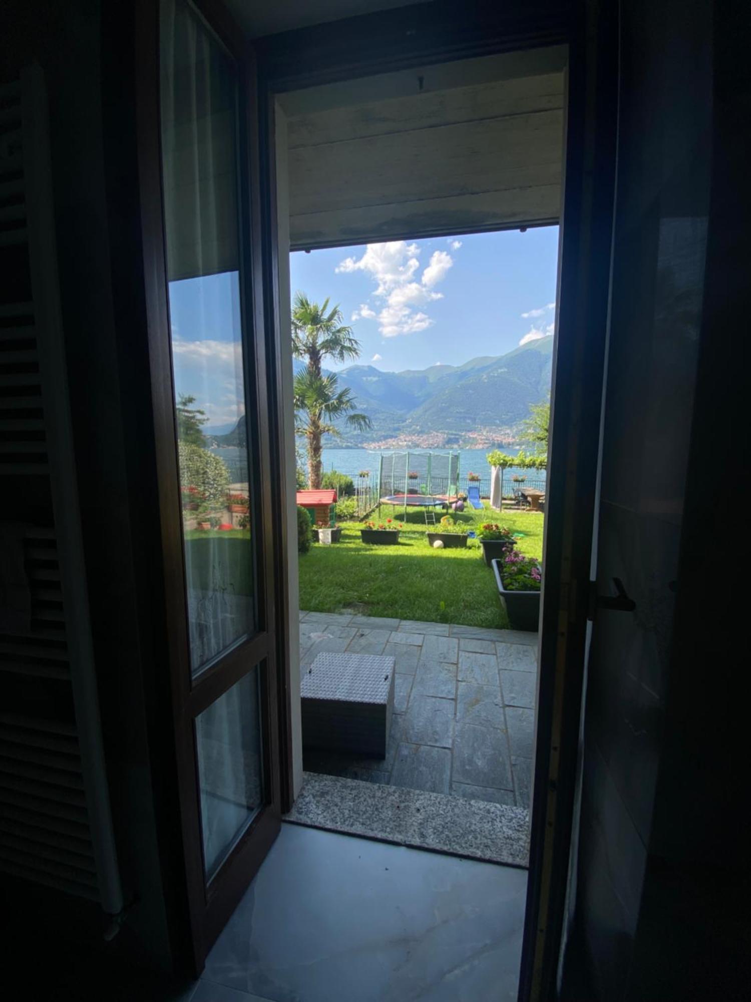 Peonia Apartment - Appartamento Vista Lago Lezzeno Eksteriør billede
