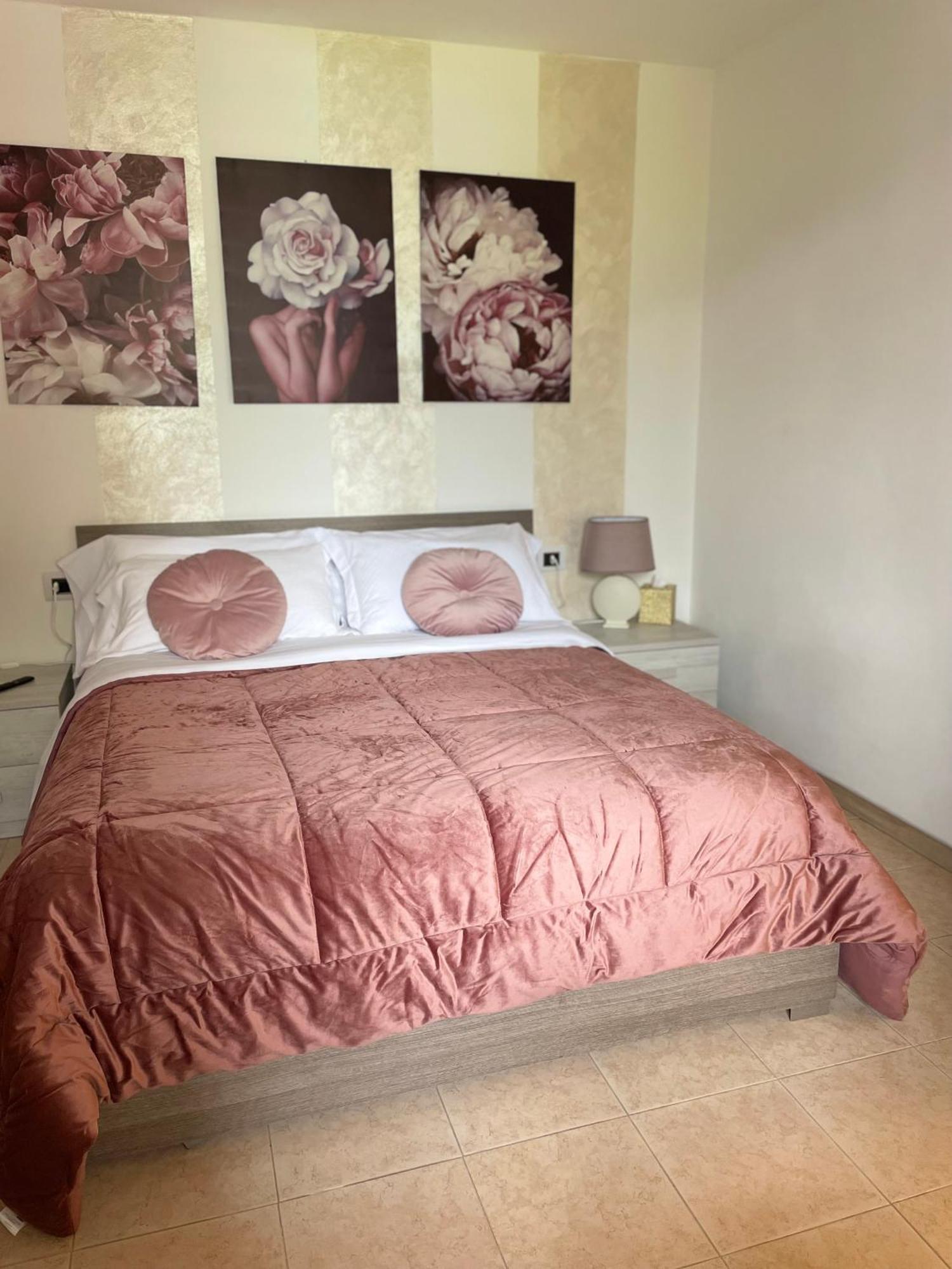 Peonia Apartment - Appartamento Vista Lago Lezzeno Eksteriør billede